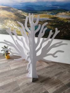 Дърво от PVC плоскост 150см2