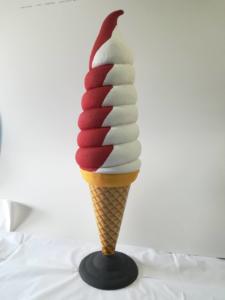 Обемен сладолед от стиропор